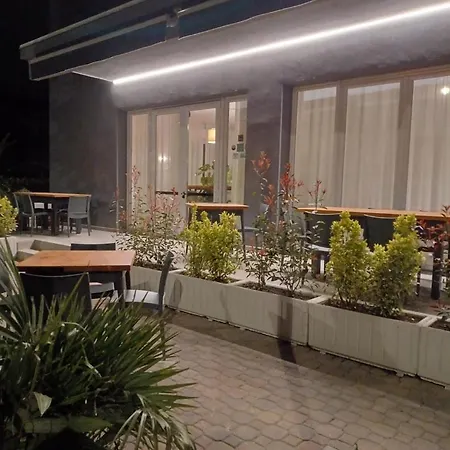 Oda ve Kahvaltı Ninfea